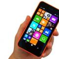 وصف Lumia 630. هاتف ذكي ناجح للأعمال.  منصة الأجهزة والأداء